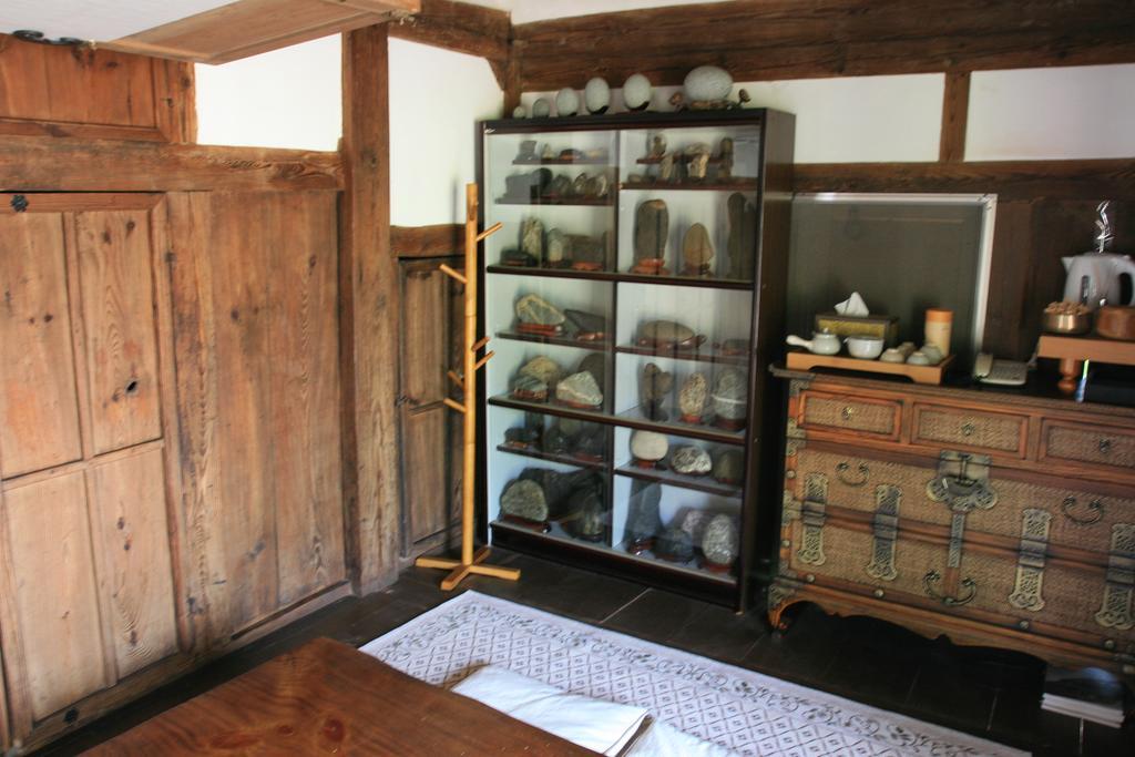 Jinrae Lee'S Traditional House Boseong Екстериор снимка